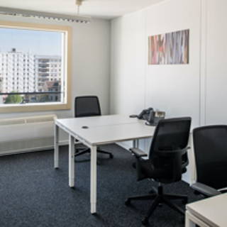 Bureau privé 15 m² 3 postes Coworking Rue de la Vanne Montrouge 92120 - photo 1